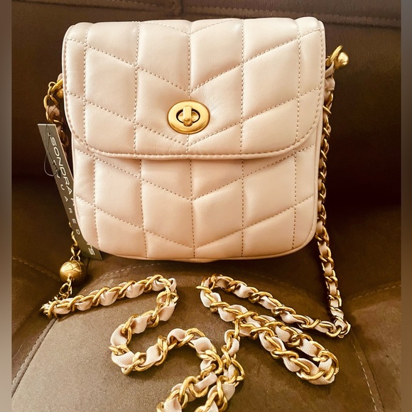 Sondra Roberts Squared Quilted Vegan Leather Crossbody Bag NWT - Picture 1 of 14